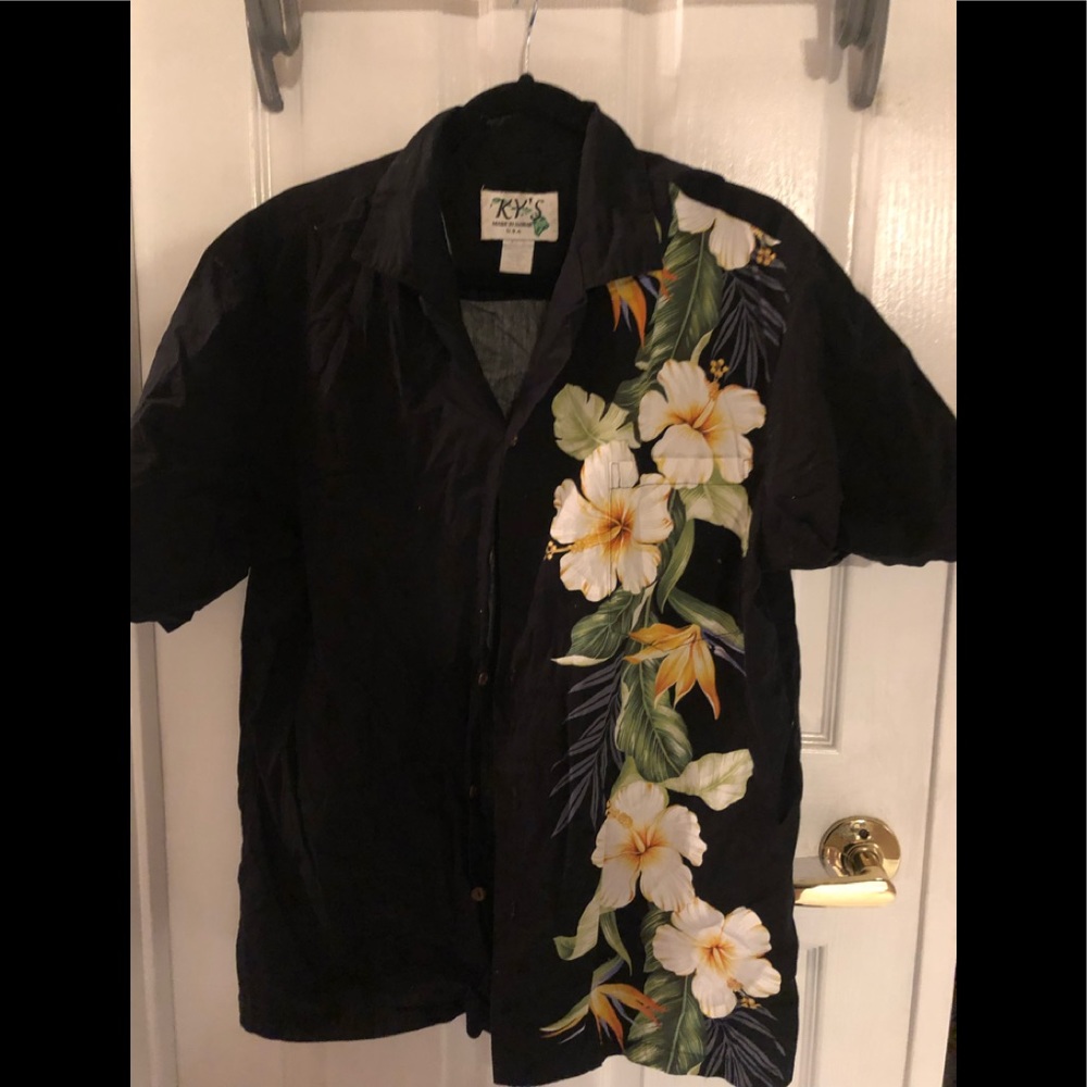 Vintage Hawaiian shirt